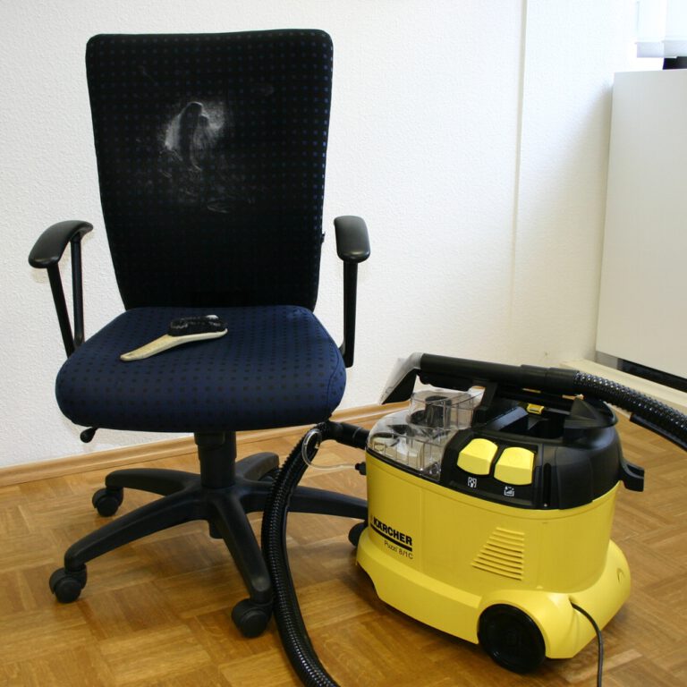 Reinigung Bürostühle