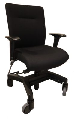 Handgebremster Stuhl